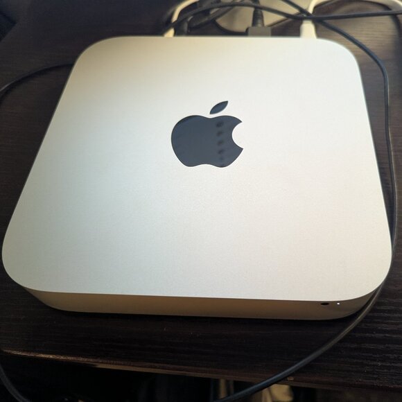 Mac mini (Late 2014) – 16GB RAM – 1TB HDD – Runs Latest macOS! - Picture 3 of 11